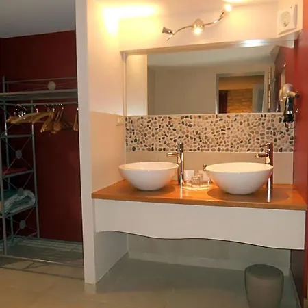Le Moulin De Mayence Bed & Breakfast
