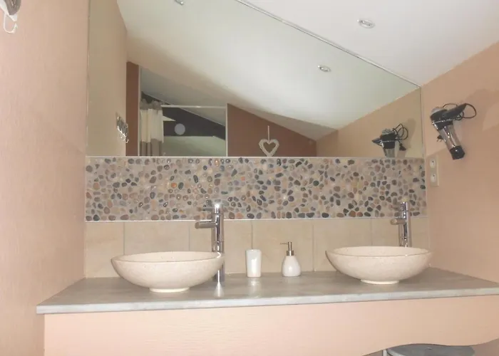 Le Moulin De Mayence Bed & Breakfast